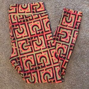 EUC Lularoe TC Leggings